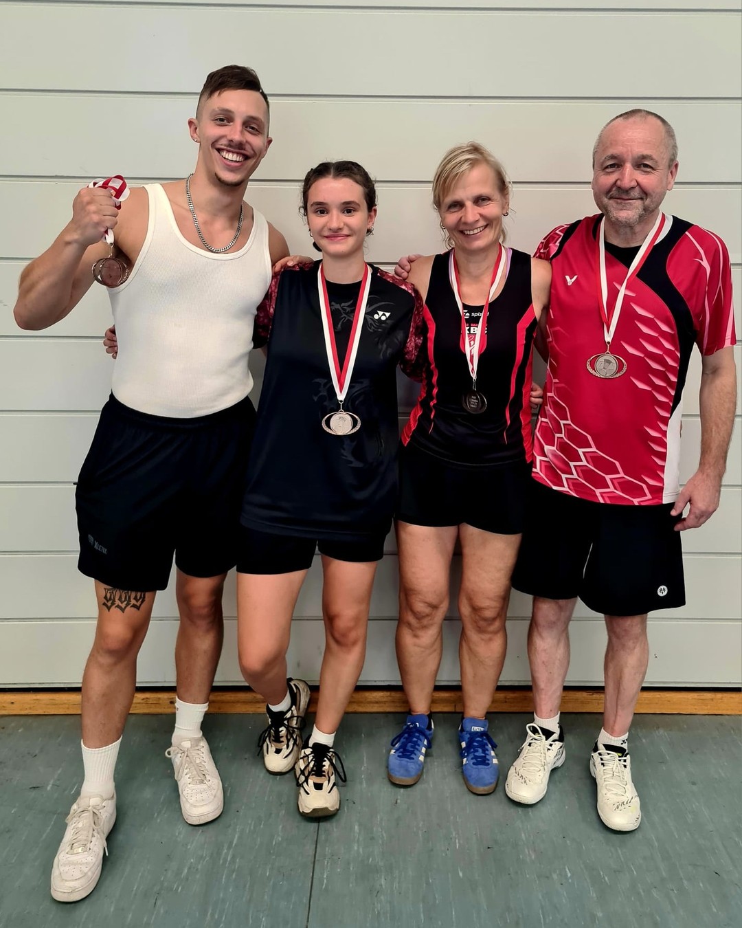 1.RLT - Mixed-Rangliste in der Nonnendamallee des @bvbb.badminton gestern. Ausr…
