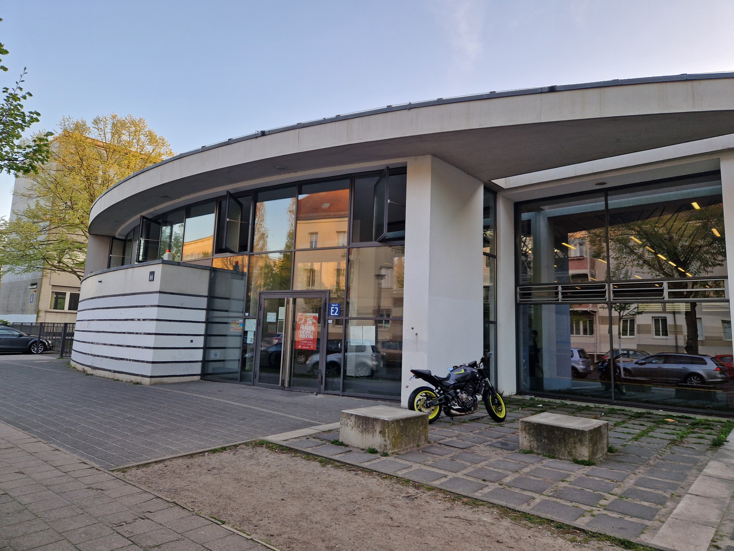 Halle Melli-Beese-Grundschule (Schöneweide)